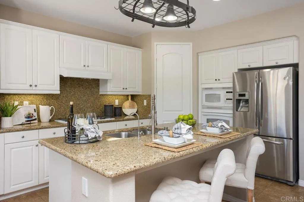 3808 Lake Circle Drive