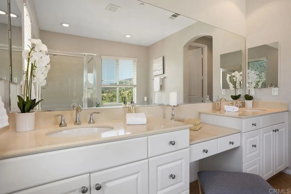 3808 Lake Circle Drive