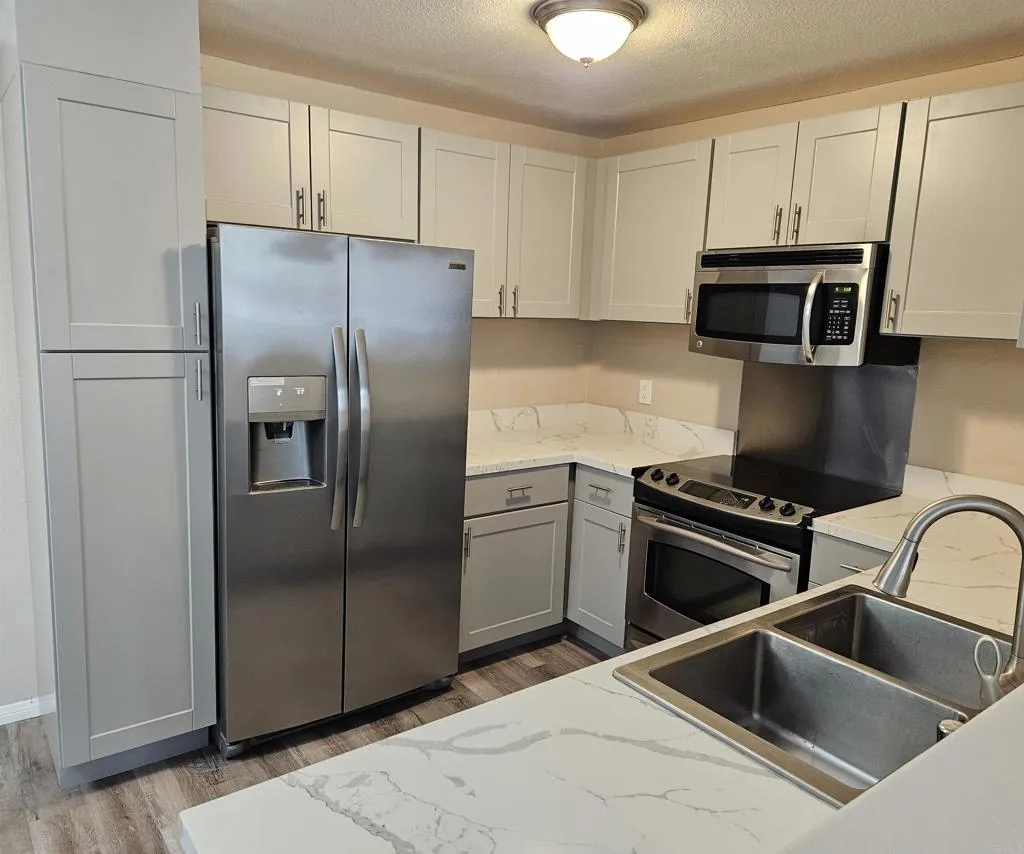 3775 Georgia Street # 301