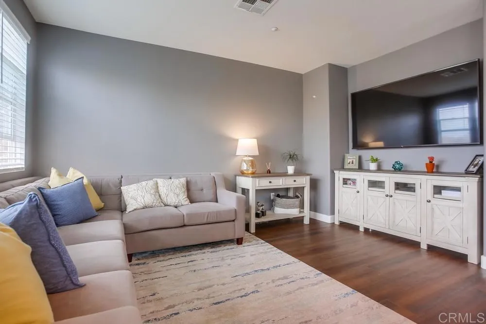 2731 White Pine Court