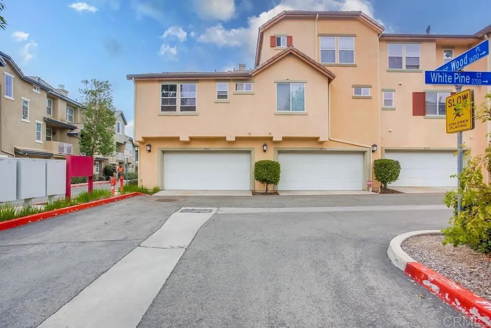 2731 White Pine Court