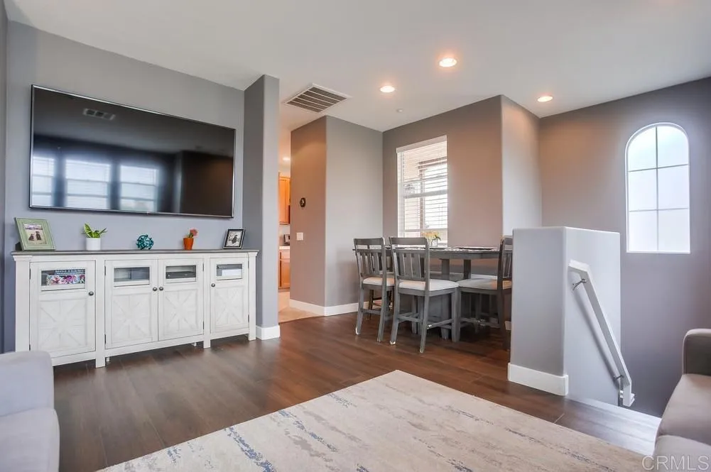 2731 White Pine Court