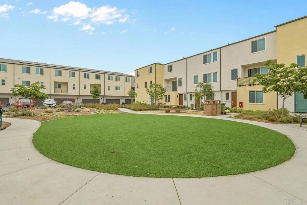 5480 Shorefront Dr. Unit #166