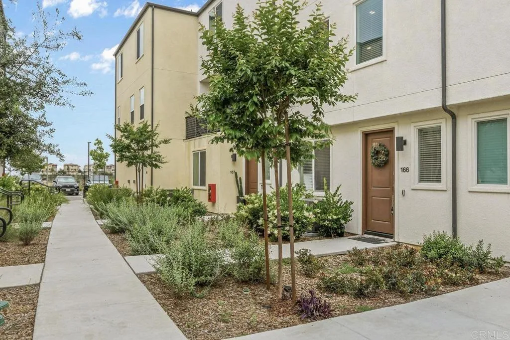 5480 Shorefront Dr. Unit #166