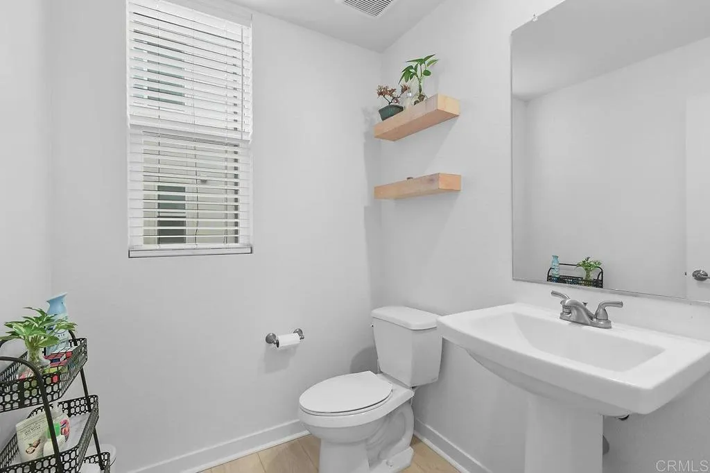 5480 Shorefront Dr. Unit #166