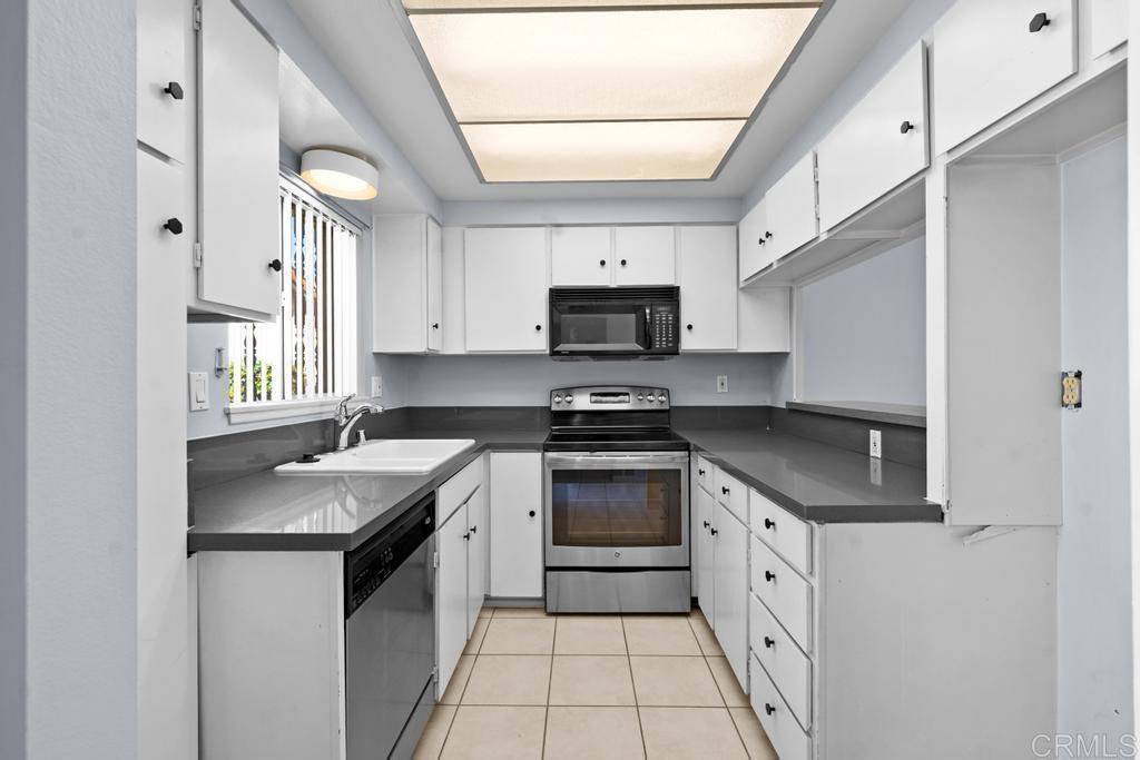 12228 Rancho Bernardo Road B