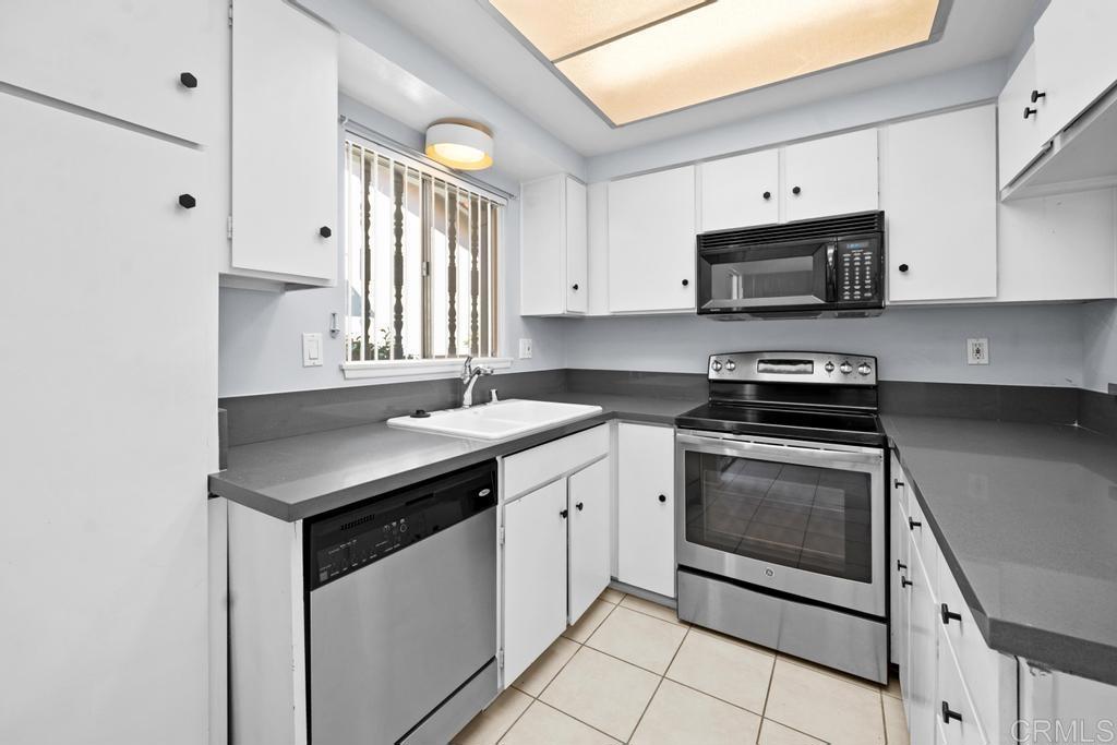 12228 Rancho Bernardo Road B