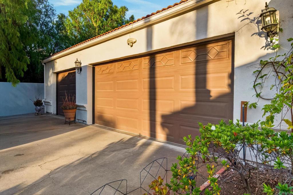 28301 Crooked Oak Lane