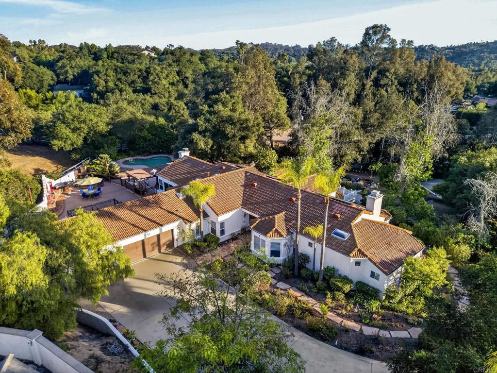 28301 Crooked Oak Lane