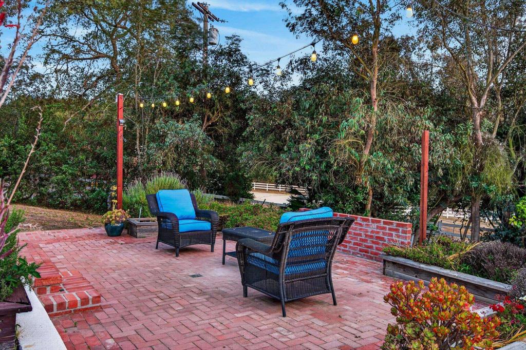 28301 Crooked Oak Lane