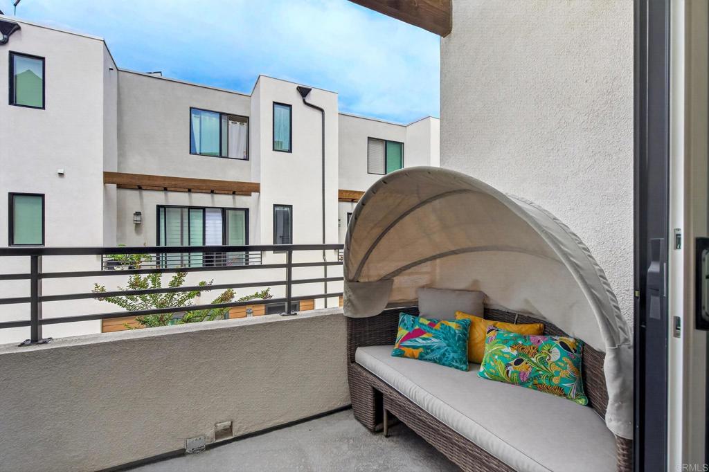 2345 Acara Circle