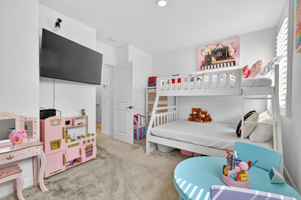 2345 Acara Circle