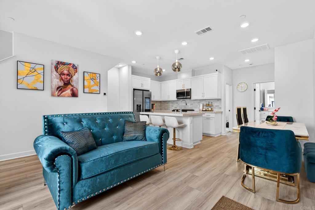 2345 Acara Circle