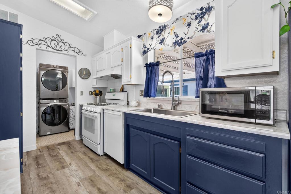 11851 Riverside Drive SPC 270
