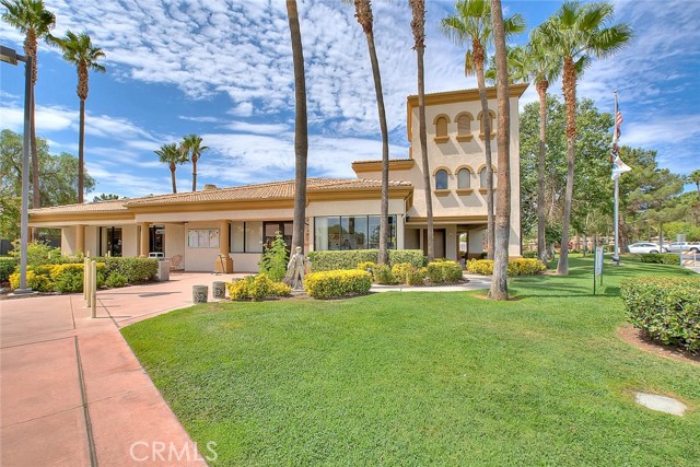 555 Northwood Avenue