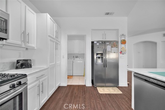 555 Northwood Avenue