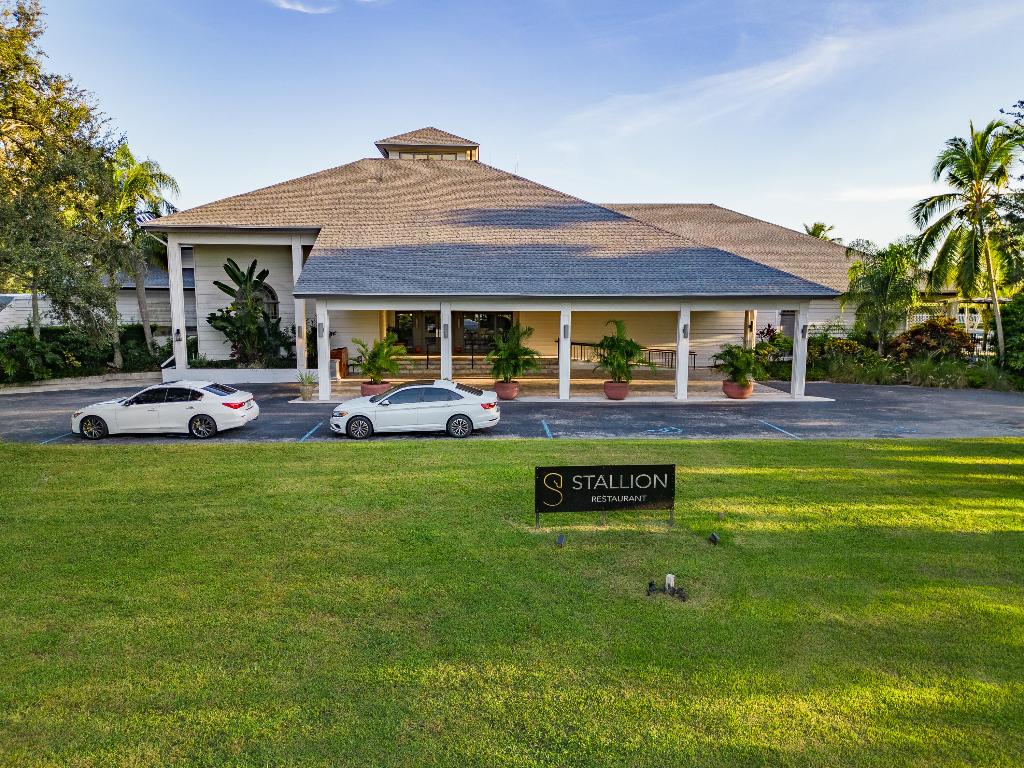 11842 Pebblewood Drive 202