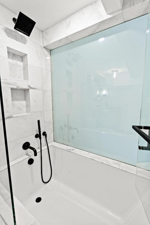 101 N Clematis Street 402