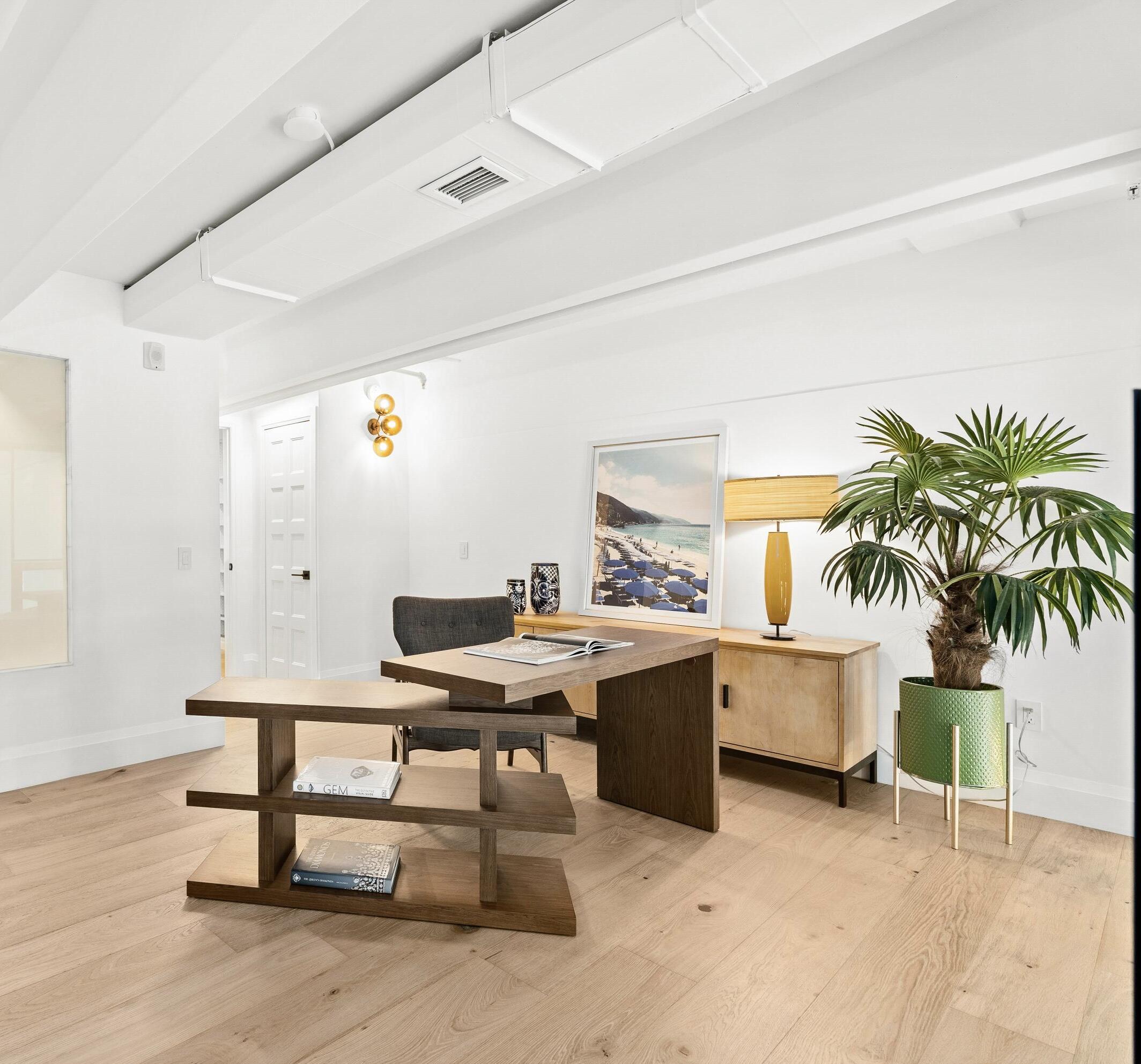 101 N Clematis Street 402