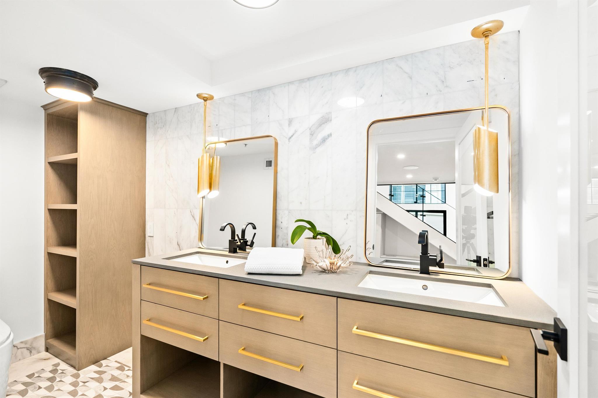 101 N Clematis Street 402