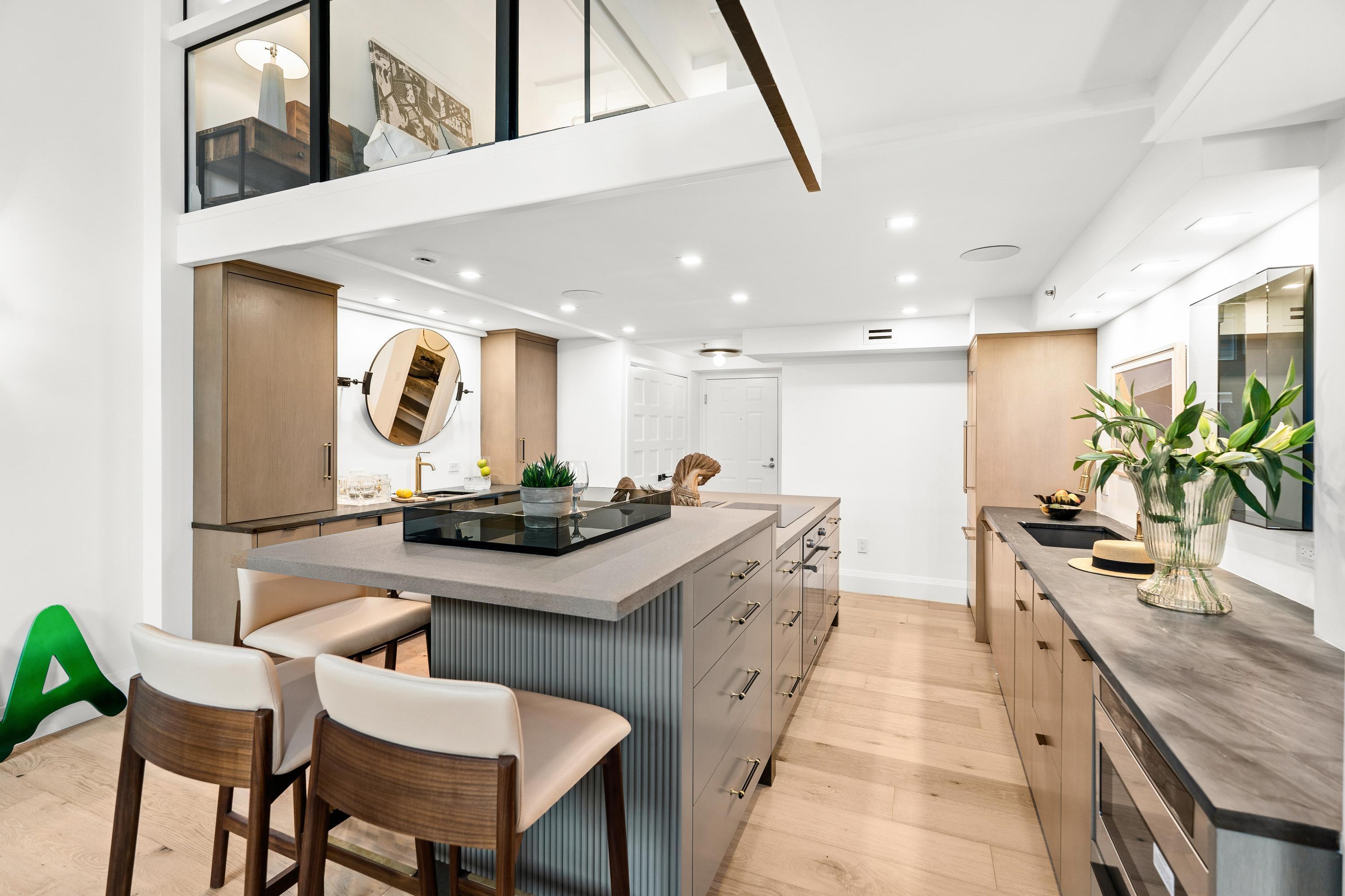 101 N Clematis Street 402