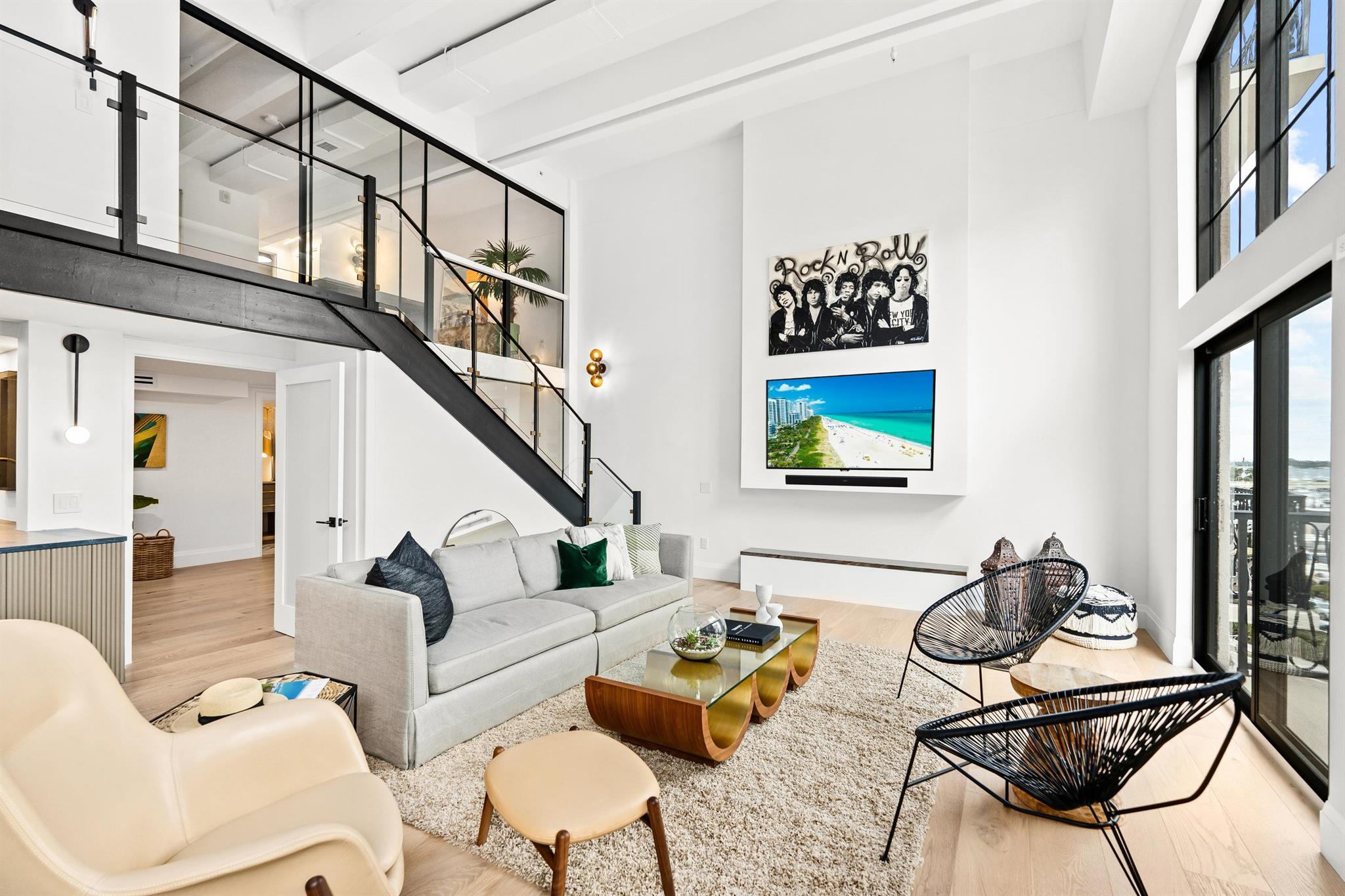 101 N Clematis Street 402