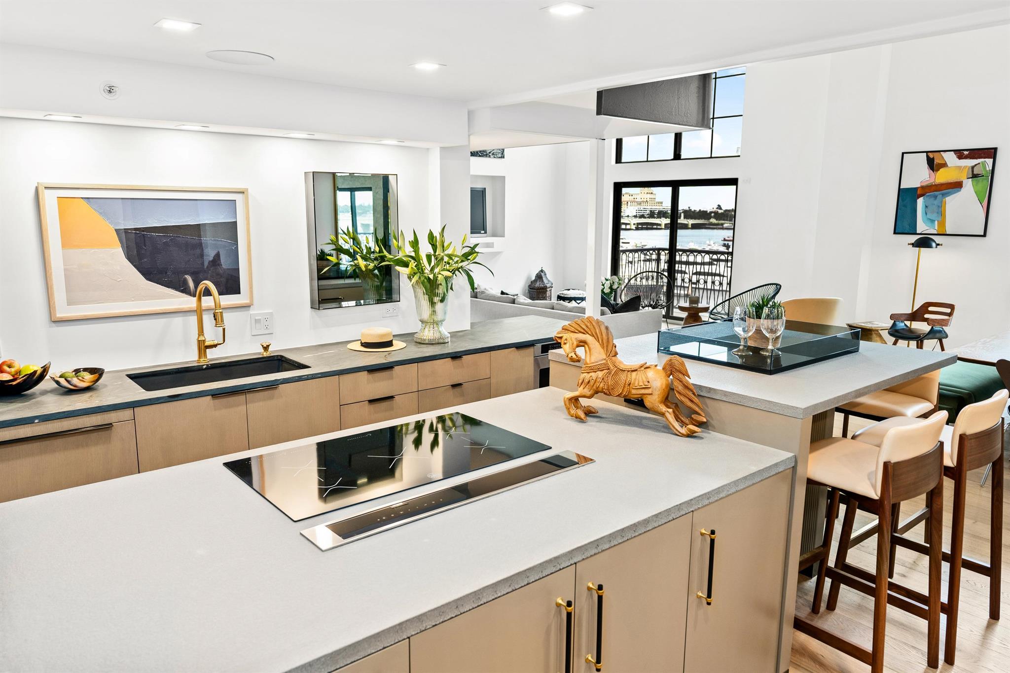 101 N Clematis Street 402