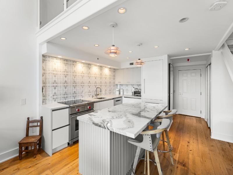 101 N Clematis Street 512