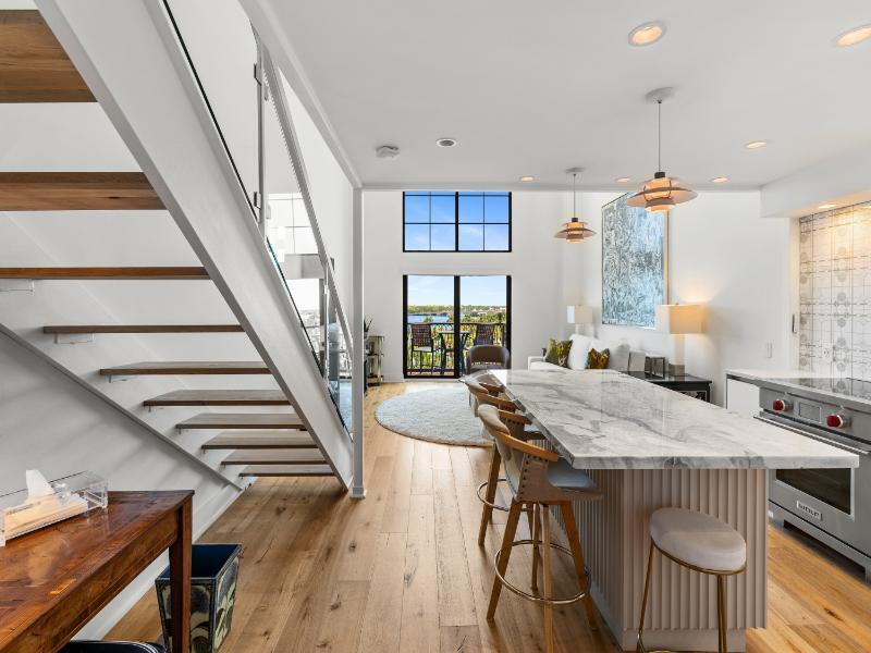 101 N Clematis Street 512