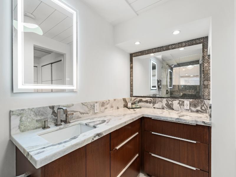 101 N Clematis Street 512