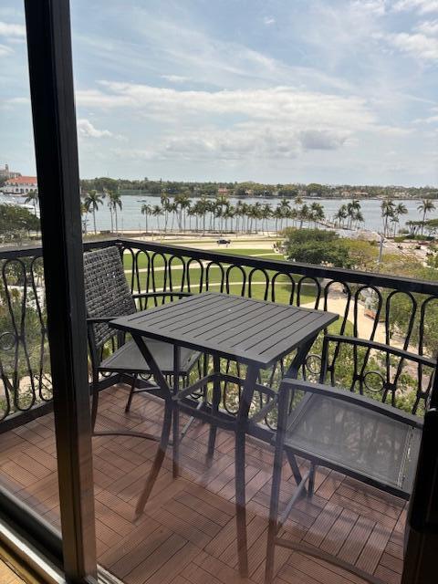 101 N Clematis Street 512