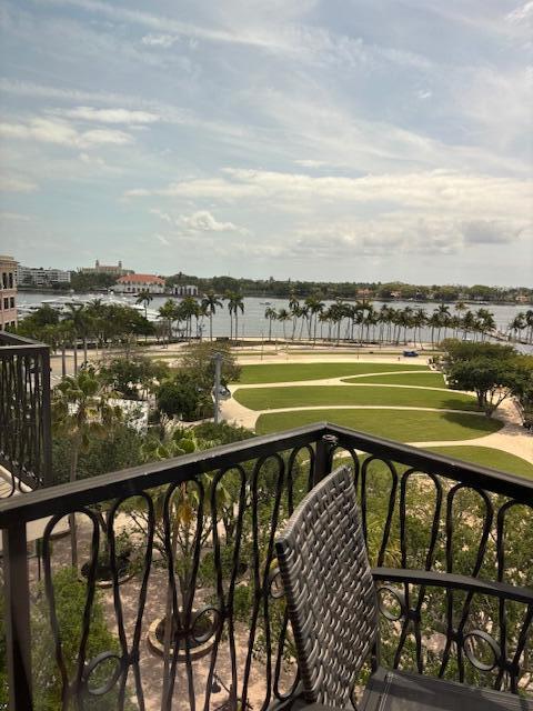 101 N Clematis Street 512