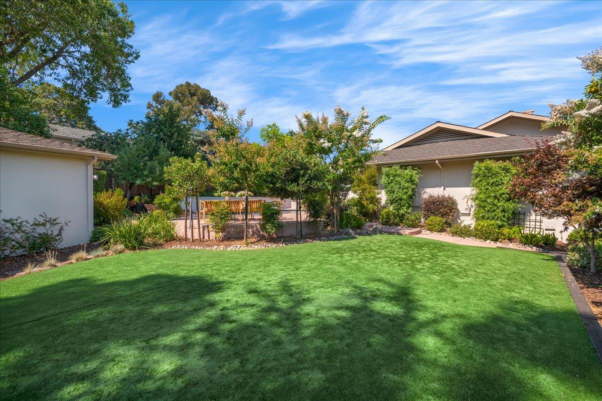 14530 La Rinconada DR