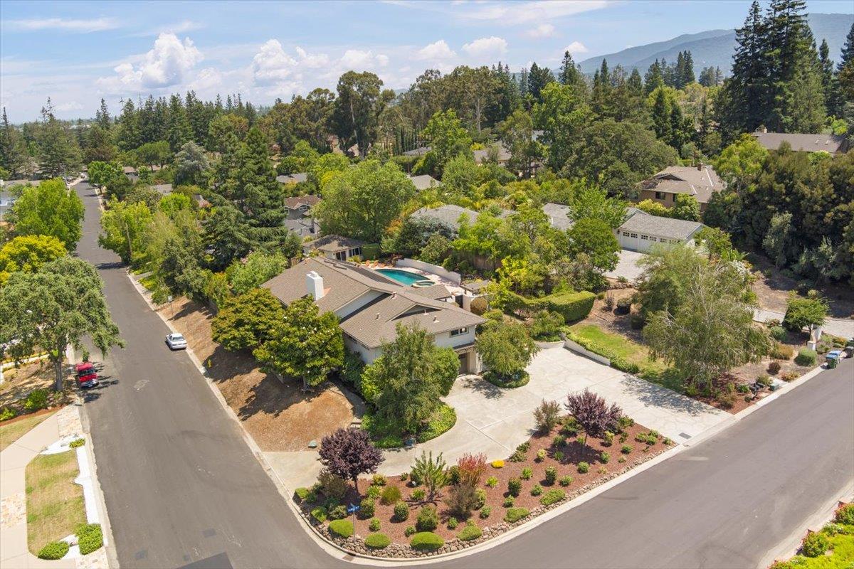 14530 La Rinconada DR