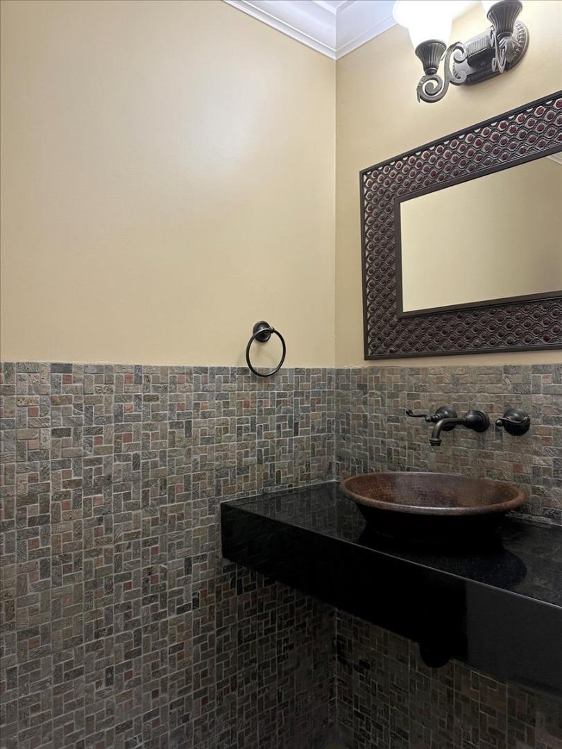 14530 La Rinconada DR