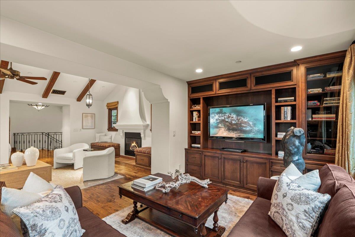 130 Creffield HTS