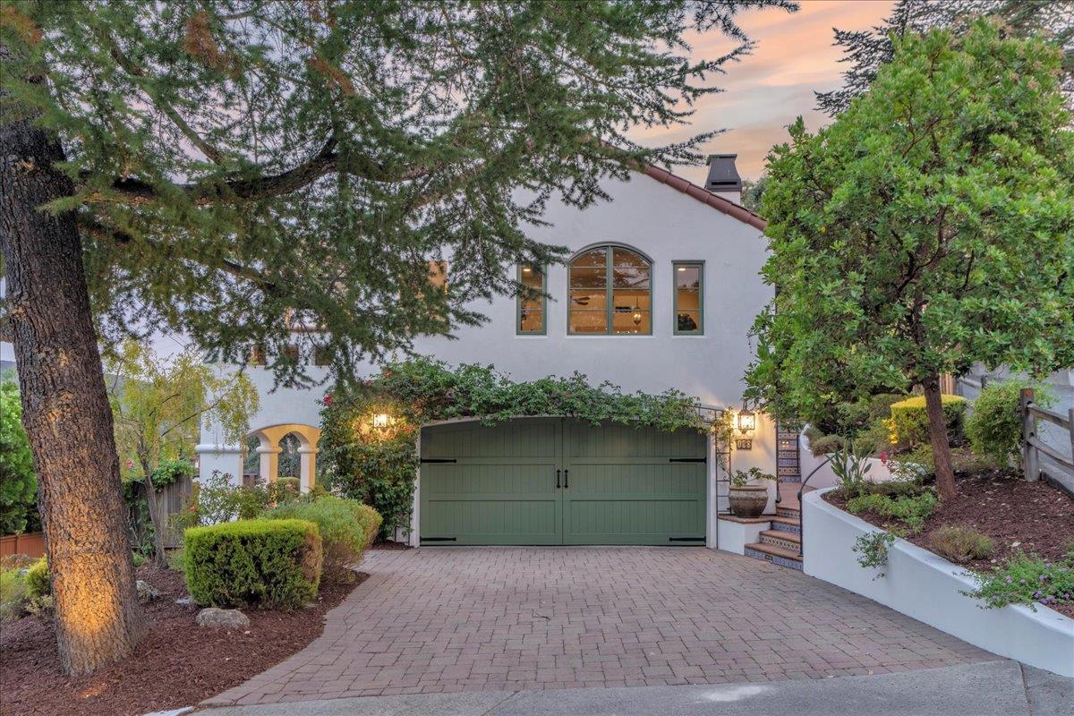 130 Creffield HTS