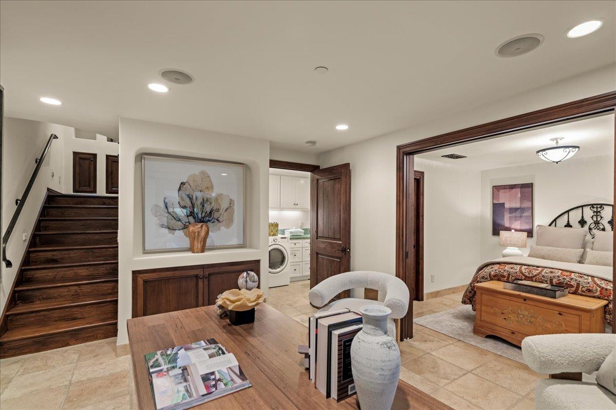 130 Creffield HTS
