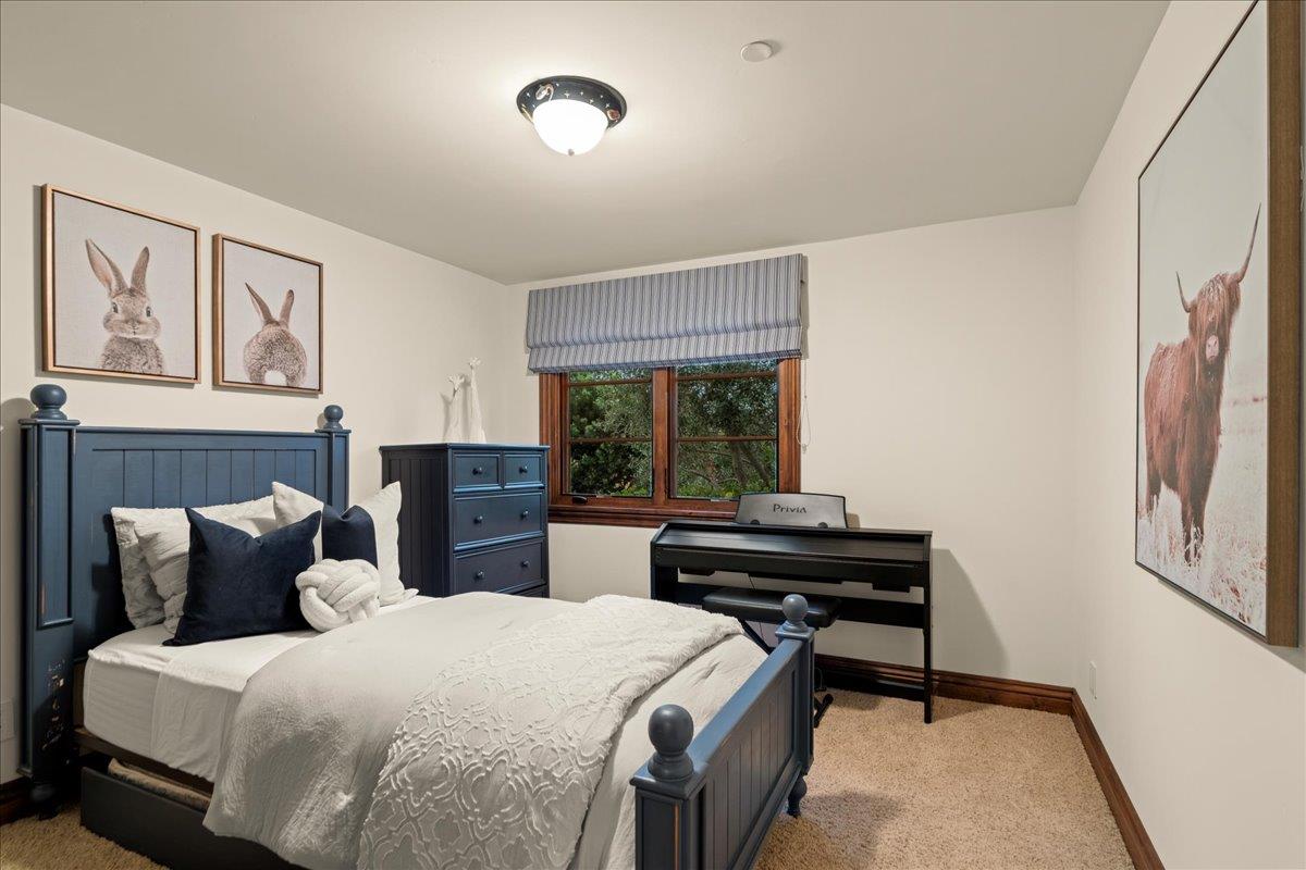 130 Creffield HTS