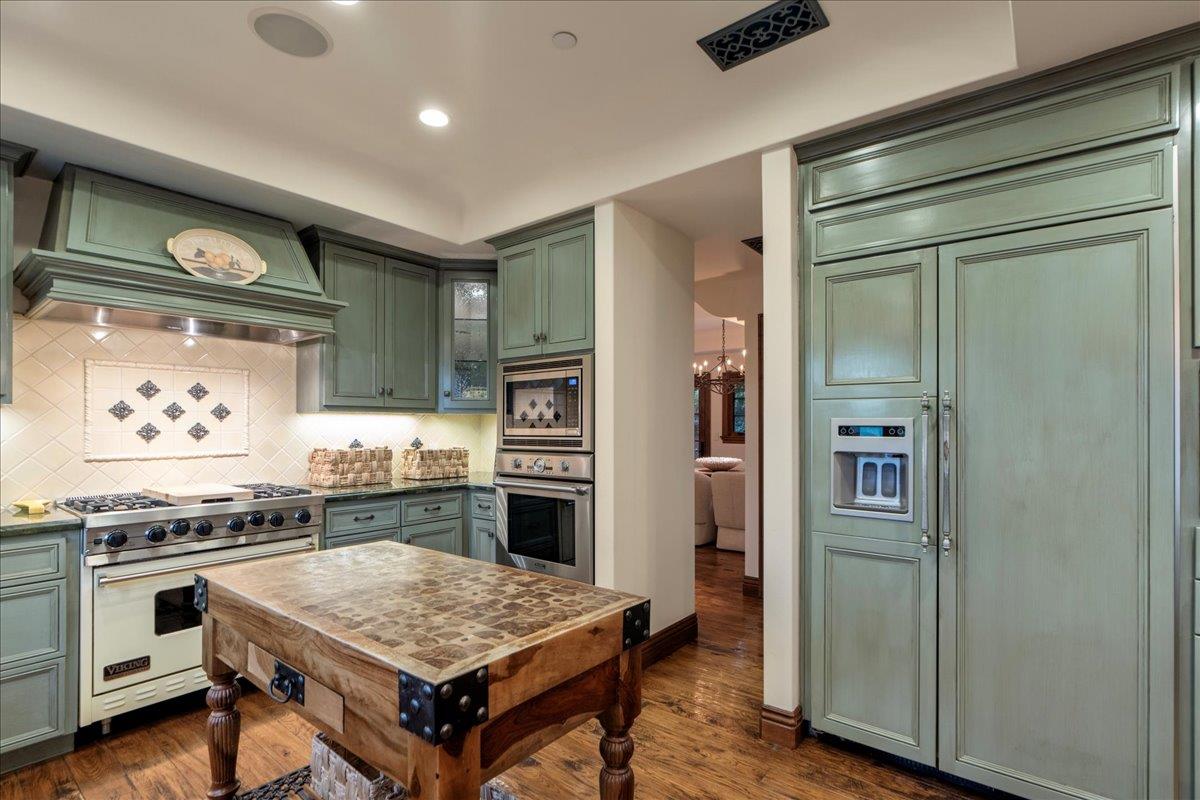 130 Creffield HTS