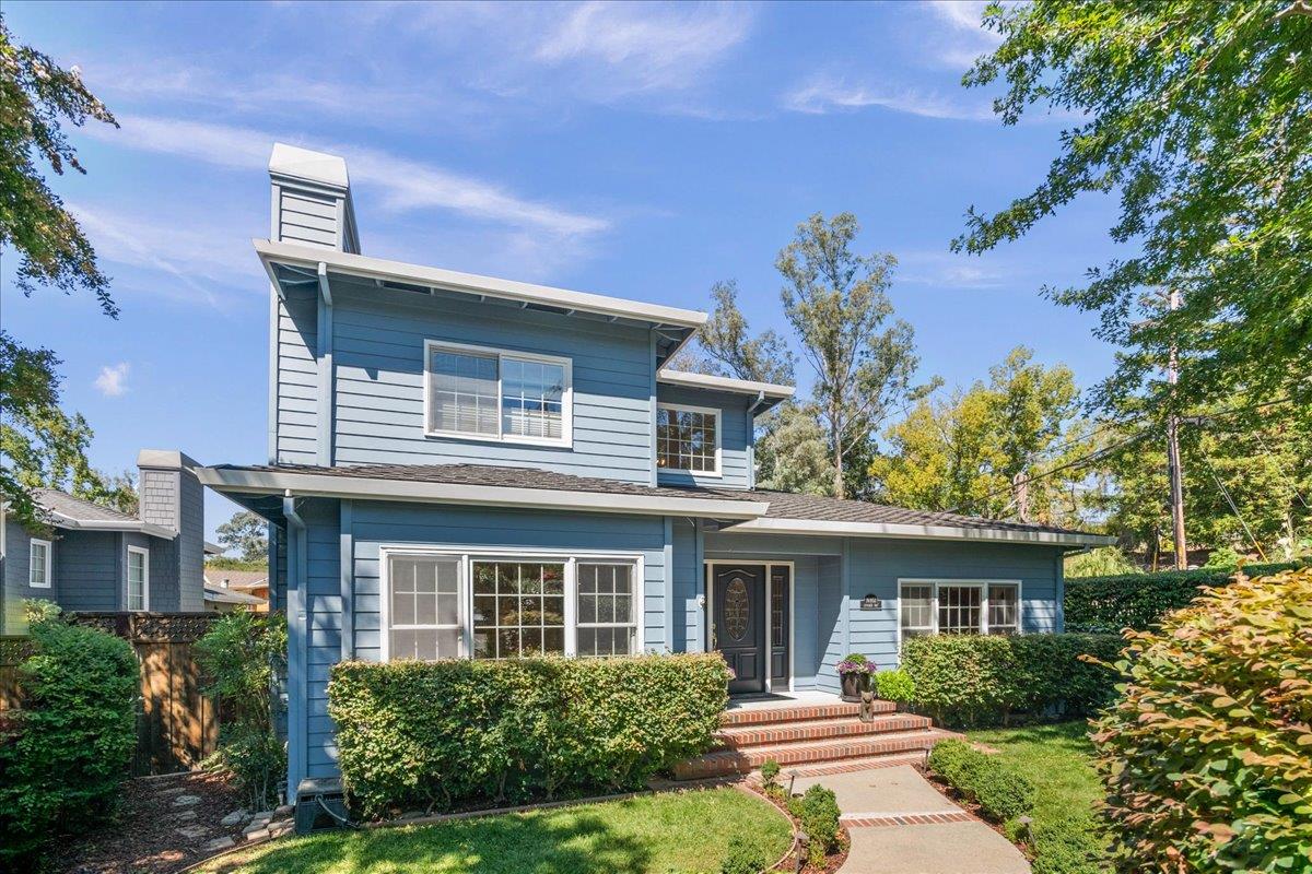 16951 Cypress WAY