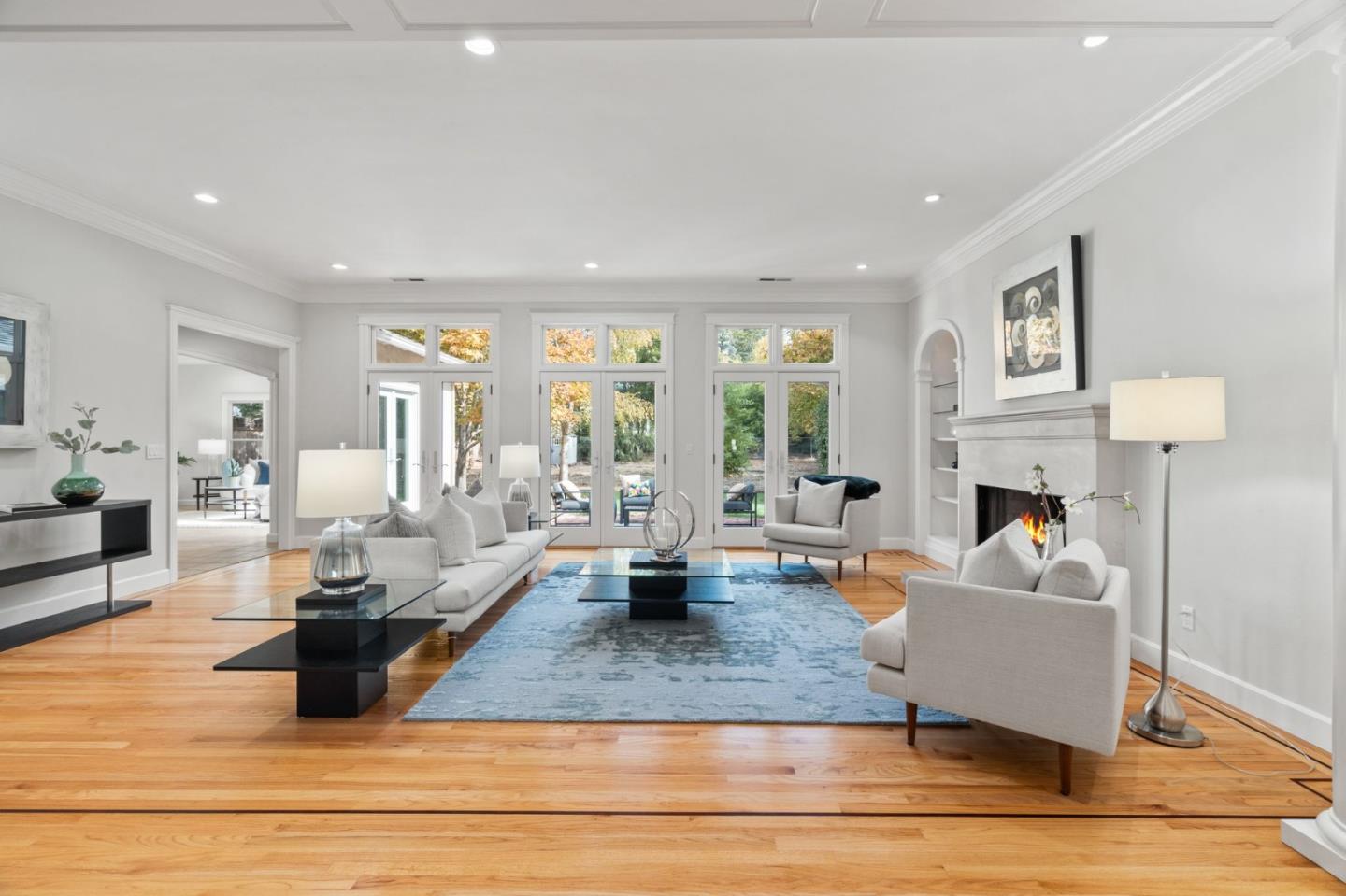 24313 Summerhill AVE