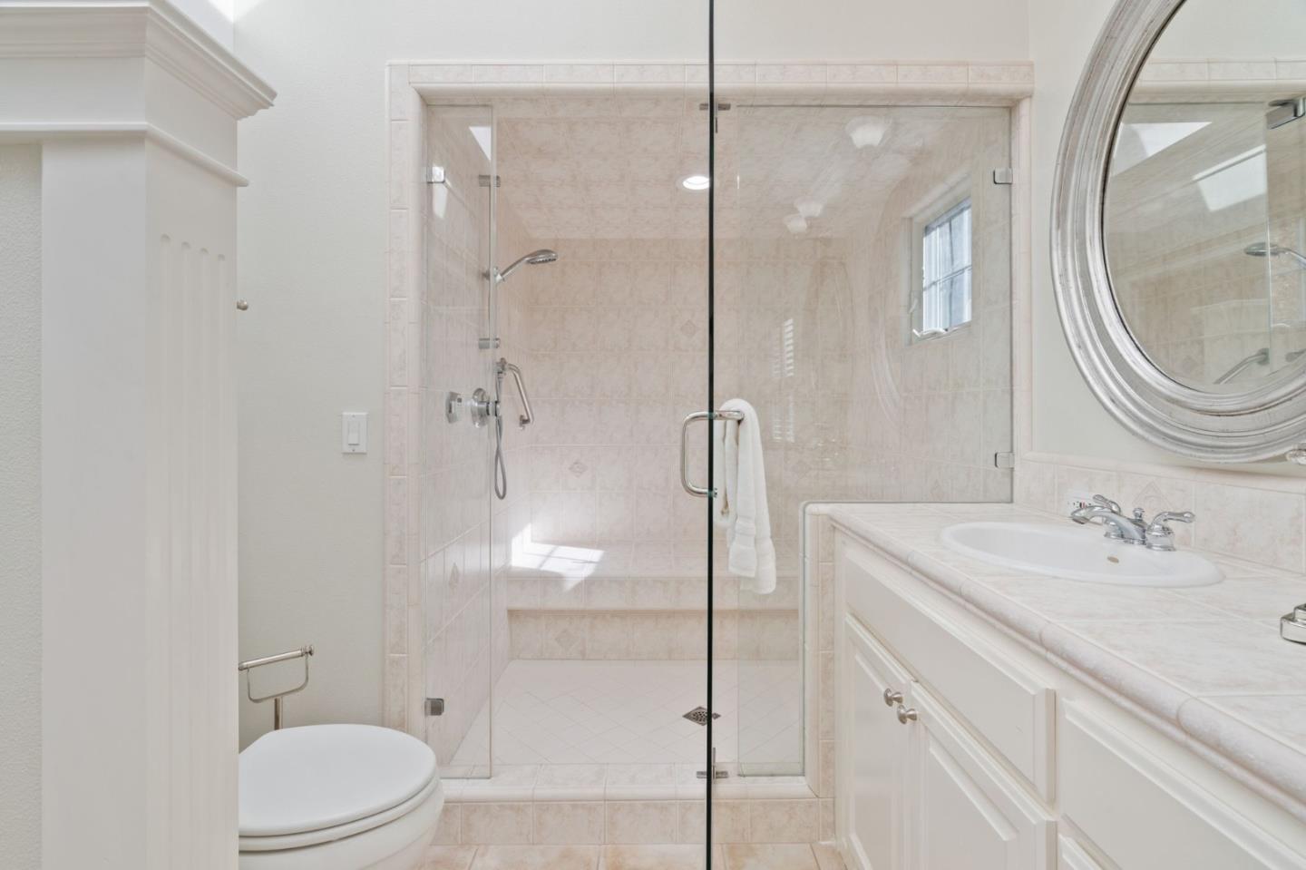 24313 Summerhill AVE