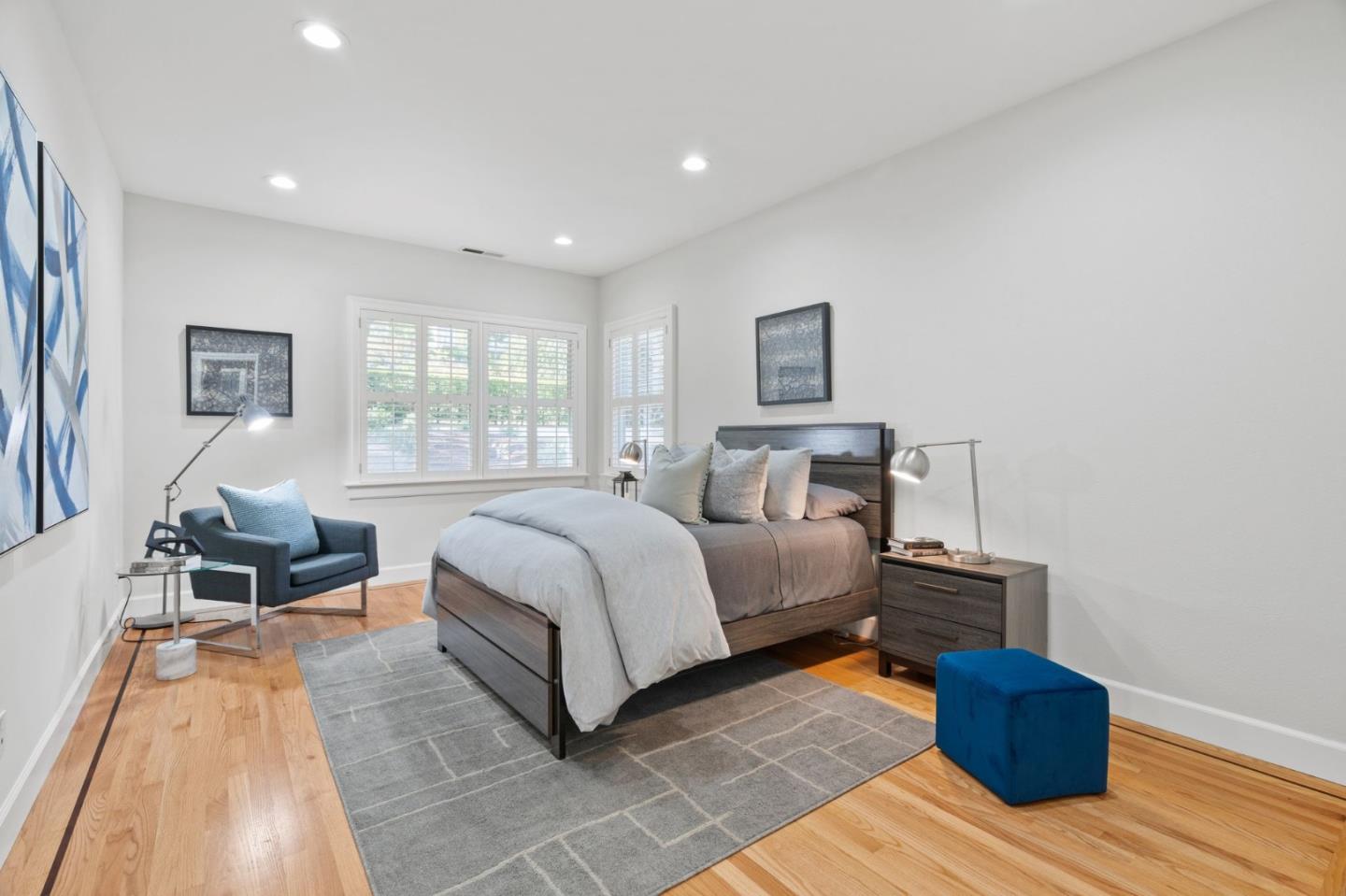 24313 Summerhill AVE