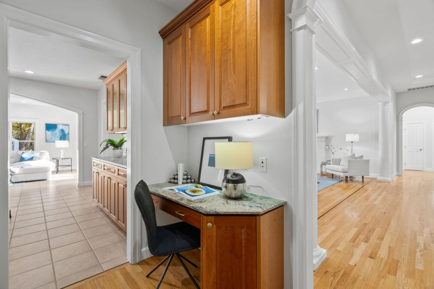 24313 Summerhill AVE