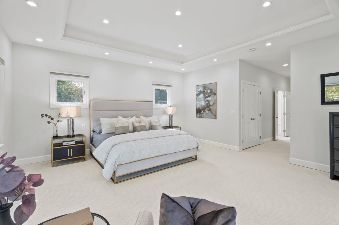 24313 Summerhill AVE