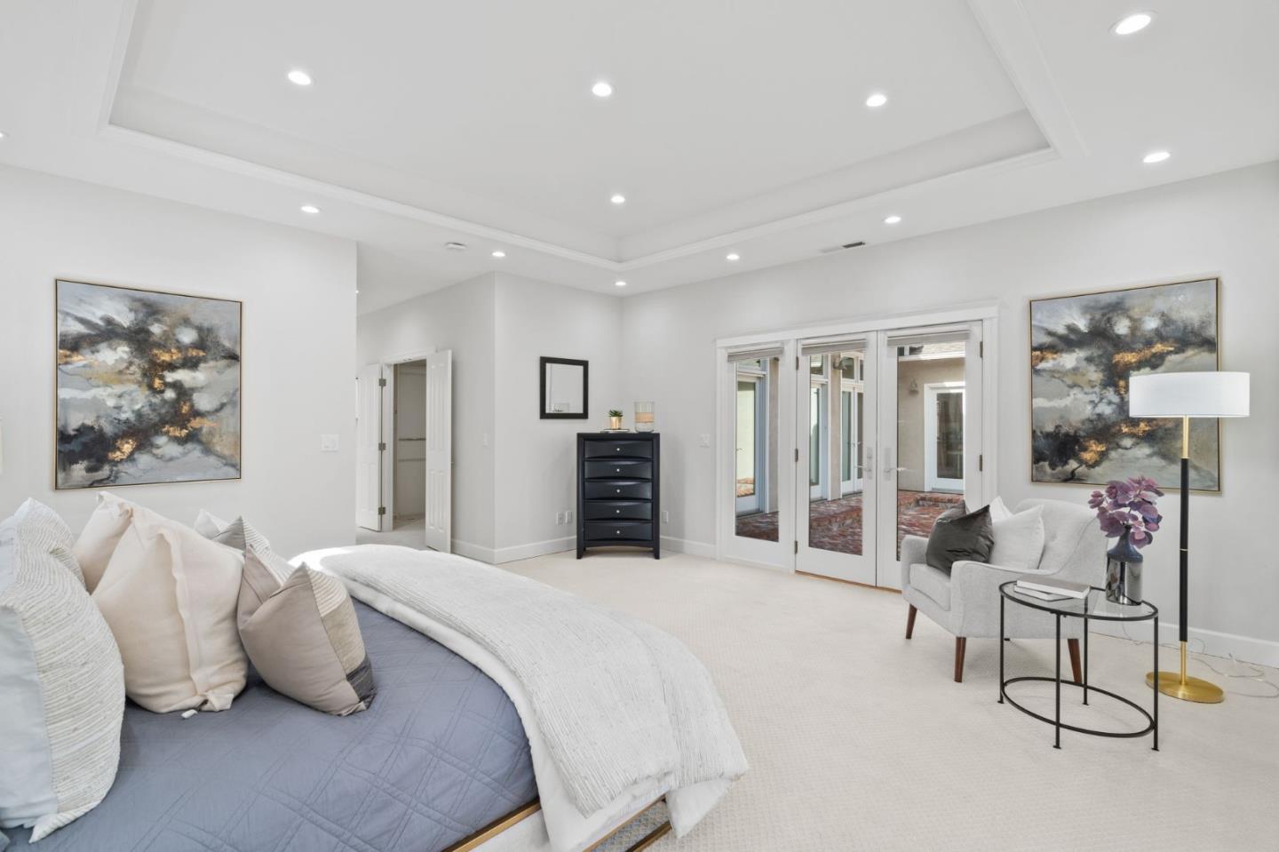 24313 Summerhill AVE