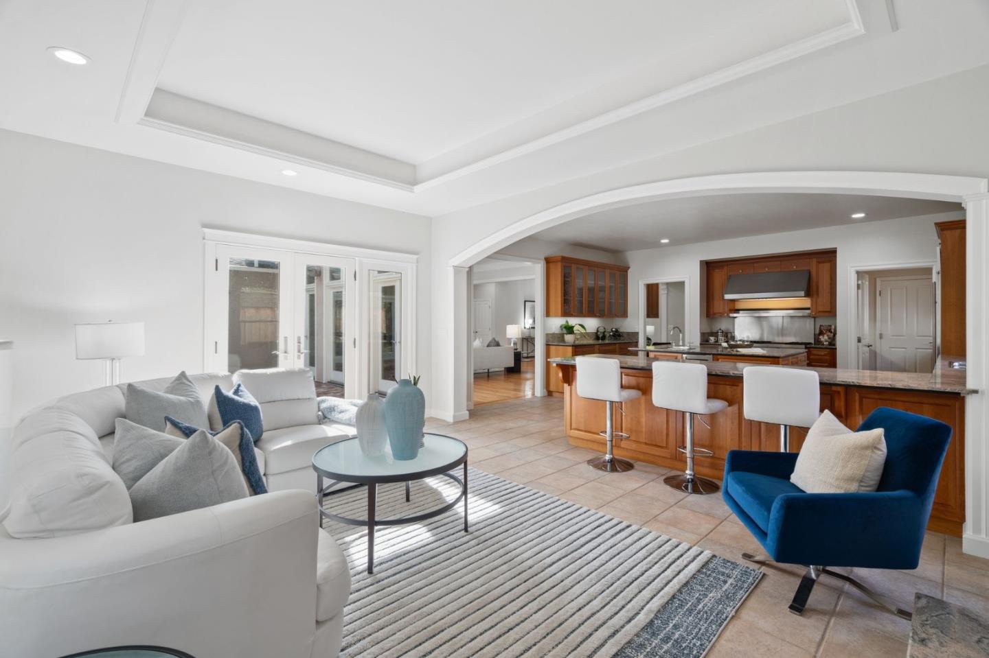 24313 Summerhill AVE