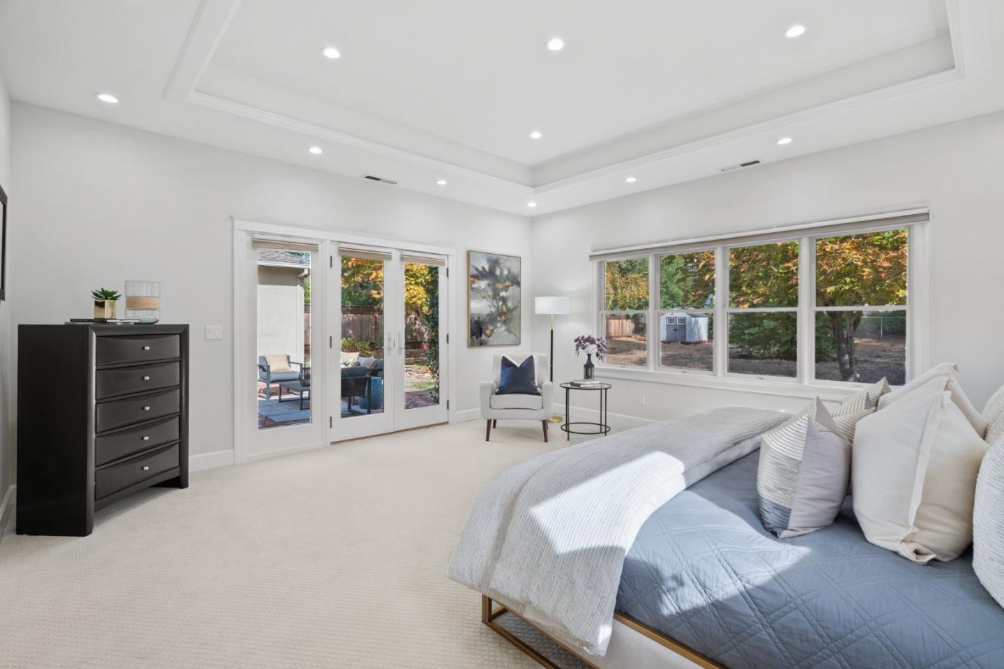 24313 Summerhill AVE