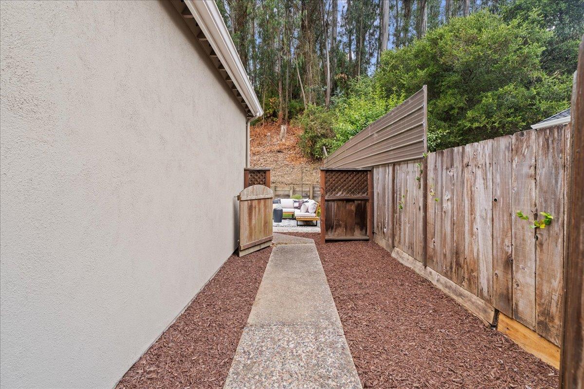88 Mar Monte Avenue